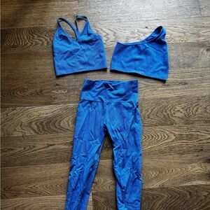 SET Active Blue Leggings and Top Set